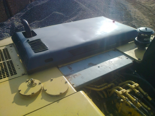 ขาย KOBELCO SK200 Mark-III เจ้าของขายเองกับมือ