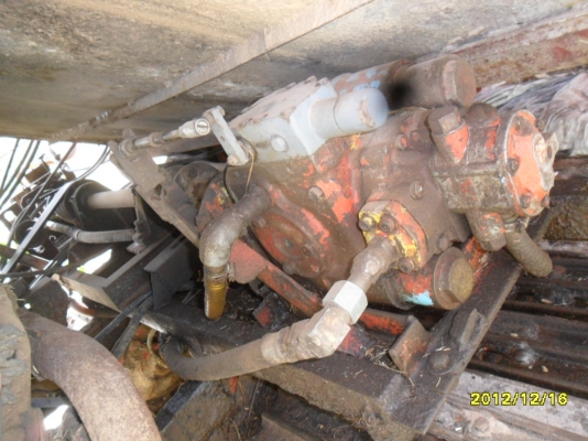 ขายรถเกี่ยวข้าวไทยเส็งยนต์อุ้ม