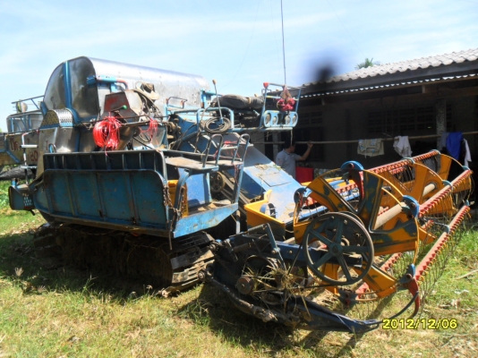 ขายรถเกี่ยวข้าวศักดิ์พัฒนาเครื่องJO8C