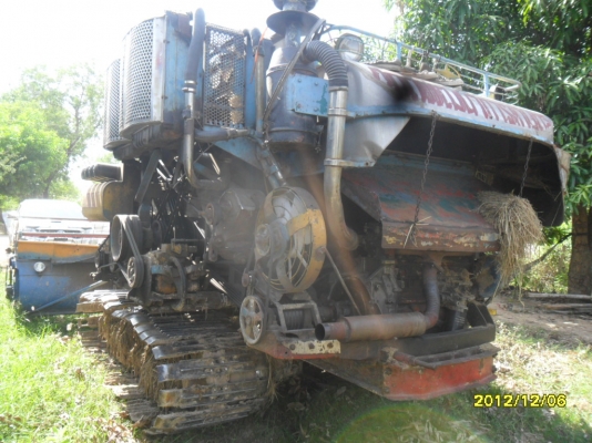 ขายรถเกี่ยวข้าวศักดิ์พัฒนาเครื่องJO8C