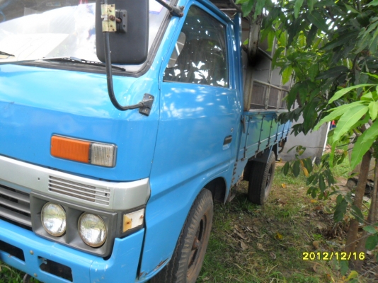 ขายรถสี่ล้อกลาง