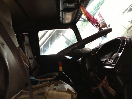 รถอิซูซุ 10 ล้อ หัวลาก FXZ 270 แรงม้า ปี 45 สนใจติดต่อ 081 - 6079515 รถอิซูซุ 10 ล้อ หัวลาก FXZ 270 แรงม้า ปี 45 สนใจติดต่อ 081 - 6079515