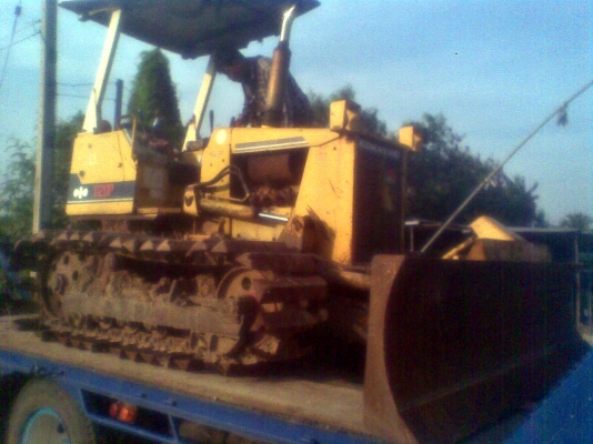 รถแทรกเตอร์ D20P-6 KOMATSU เครื่องดี ปั้มดี ช่วงล่างดี พร้อมใช้งาน