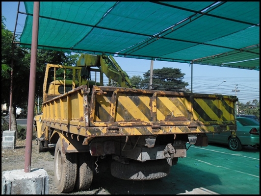 สิบล้อรถเฮี๊ยบ สภาพพร้อมใช้งาน ราคาจิ๊บๆ