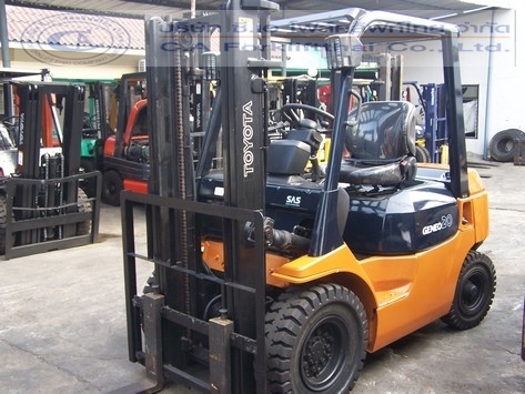 ขาย รถโฟล์คลิฟท์ TOYOTA รุ่น 7FG-20