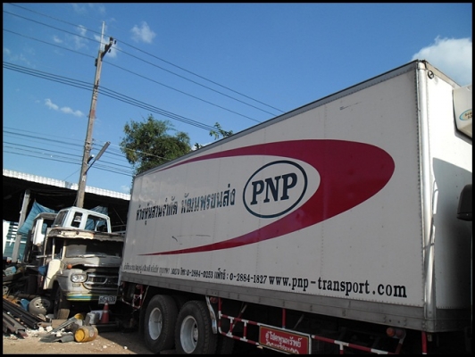 ขายลิฟต์ติดท้ายรถ 4 กระบอก ราคาถูกมาก