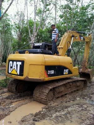 ต้องการขาย รถแบคโฮ CAT 315D ทำงาน 4800 ชม.