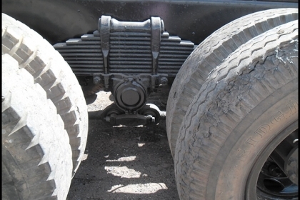 GIGA หัวครัชซี เครื่อง 320 แรง สภาพดี สวยมาก