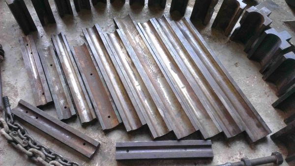 ขาย เครื่องดัด เหล็ก/แป๊ป อุปกรณ์ครบ พร้อมใช้งาน นครปฐม 086-3514415 แบงค์