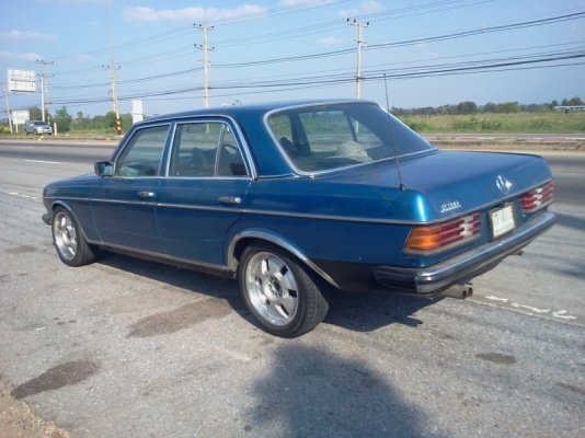 ขายรถ Benz 230e w123  1jz  ติดแก็ส lpg    รถคลาสสิค  ทำครบเเล้ว ขายถูก