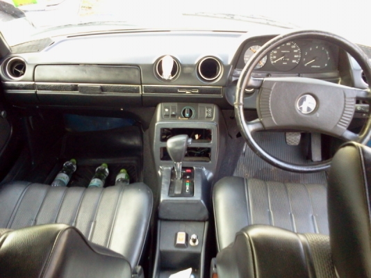 ขายรถ Benz 230e w123  1jz  ติดแก็ส lpg    รถคลาสสิค  ทำครบเเล้ว ขายถูก