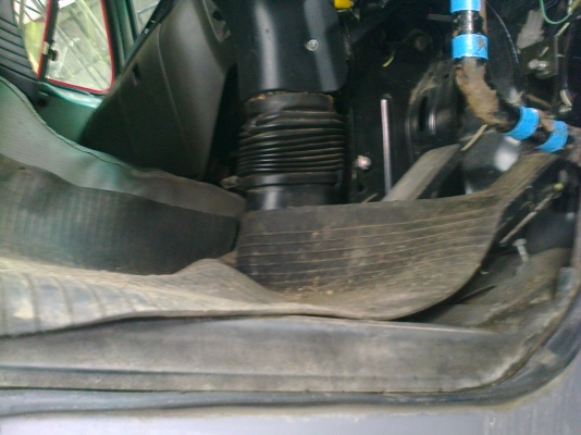 10ล้อหัวลากแท้ๆ320 แรงUD CWM454 ปี**52ไมล์ 100000กว่า กิโล ใช้น้อย เบรคแห้ง คัสซีสีบรอนล์ รถสวยมากๆวิ่งน้อย... 10ล้อหัวลากแท้ๆ320 แรงUD CWM454 ปี**52ไมล์ 100000กว่า กิโล ใช้น้อย เบรคแห้ง คัสซีสีบรอนล์ รถสวยมากๆวิ่งน้อย...