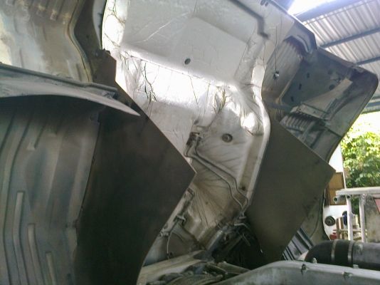 10ล้อหัวลากแท้ๆ320 แรงUD CWM454 ปี**52ไมล์ 100000กว่า กิโล ใช้น้อย เบรคแห้ง คัสซีสีบรอนล์ รถสวยมากๆวิ่งน้อย... 10ล้อหัวลากแท้ๆ320 แรงUD CWM454 ปี**52ไมล์ 100000กว่า กิโล ใช้น้อย เบรคแห้ง คัสซีสีบรอนล์ รถสวยมากๆวิ่งน้อย...