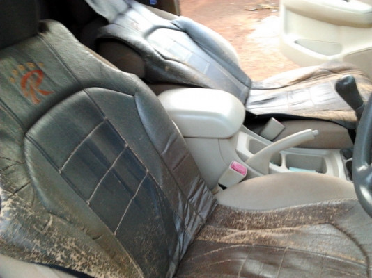 ขาย กระบะแค็ป VIGO 4WD  3.0 G ตัวท็อป!!  ปี48/05 เครื่อง 3.0 แห้งจัดไม่เยิ้มไม่หลวม ใช้งานน้อย วิ่งแสนกว่าๆ ตัวท็อป ฟูลอ็อปชั่น เกียร์โฟร์ใช้งานปกติ เข้าง่ายไม่หลุด ยางดี  ***ขายแล้วครับ ขอบคุณ Truck2hand