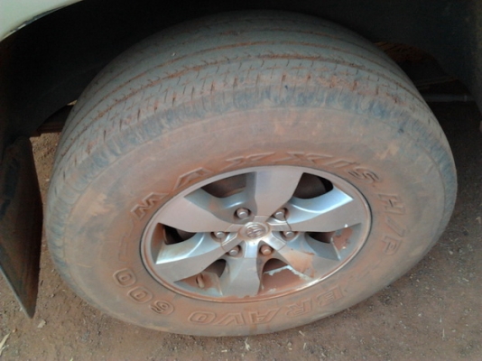 ขาย กระบะแค็ป VIGO 4WD  3.0 G ตัวท็อป!!  ปี48/05 เครื่อง 3.0 แห้งจัดไม่เยิ้มไม่หลวม ใช้งานน้อย วิ่งแสนกว่าๆ ตัวท็อป ฟูลอ็อปชั่น เกียร์โฟร์ใช้งานปกติ เข้าง่ายไม่หลุด ยางดี  ***ขายแล้วครับ ขอบคุณ Truck2hand