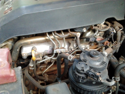 ขาย กระบะแค็ป VIGO 4WD  3.0 G ตัวท็อป!!  ปี48/05 เครื่อง 3.0 แห้งจัดไม่เยิ้มไม่หลวม ใช้งานน้อย วิ่งแสนกว่าๆ ตัวท็อป ฟูลอ็อปชั่น เกียร์โฟร์ใช้งานปกติ เข้าง่ายไม่หลุด ยางดี  ***ขายแล้วครับ ขอบคุณ Truck2hand