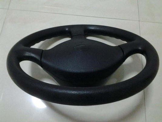 ขายพวงมาลัย NISSAN 3 ก้าน ราคา 800 บาท