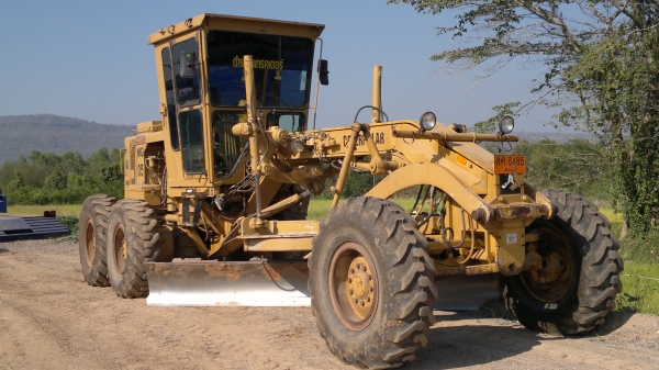 ขายรถเกรด CAT 140G 72 V  SERIAEL 14300  เล่มทะเบียน