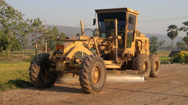 ขายรถเกรด CAT 140G 72 V  SERIAEL 14300  เล่มทะเบียน