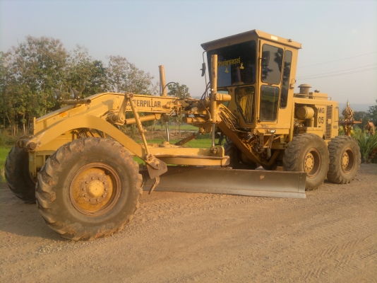 ขายรถเกรด CAT 140G 72 V  SERIAEL 14300  เล่มทะเบียน