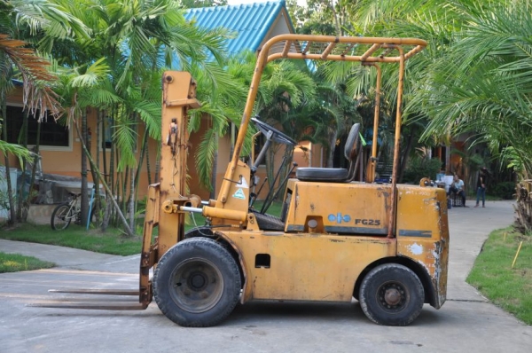 ขาย FORKLIFT KOMATSU FG25 สภาพสวยเดิมจากญี่ปุ่น