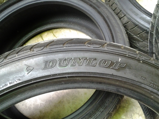 ขายยาง 225 40 R18 ป๊09