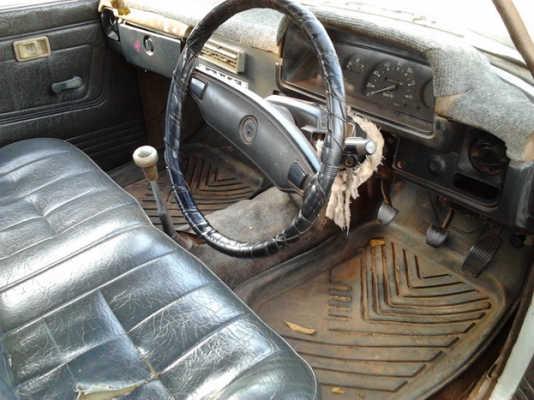 ขาย กระบะตอนเดียว ม้ากระโดด 5 ขอ เครื่องดีเซล เดิมจัด สภาพสวย สีดี ภายในแจ่ม เครื่องดีเซล1L  แน่นๆ แห้งๆ ไม่เยิ้ม ไม่หลวม ช่วงล่างปึ๊ก ไม่มีส่าย คัสซีสวยมาก ยางดี กระบะไม่ผุ หัวเก๋งไม่ผุ ทะเบียนเต็ม พร้อมใช้งาน***ขายแล้วครับขอบคุณ Truck2hand