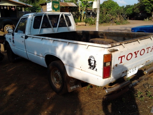 ขาย กระบะตอนเดียว ม้ากระโดด 5 ขอ เครื่องดีเซล เดิมจัด สภาพสวย สีดี ภายในแจ่ม เครื่องดีเซล1L  แน่นๆ แห้งๆ ไม่เยิ้ม ไม่หลวม ช่วงล่างปึ๊ก ไม่มีส่าย คัสซีสวยมาก ยางดี กระบะไม่ผุ หัวเก๋งไม่ผุ ทะเบียนเต็ม พร้อมใช้งาน***ขายแล้วครับขอบคุณ Truck2hand