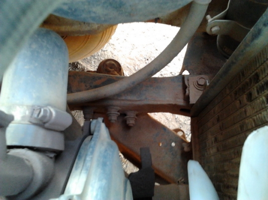 ขาย กระบะตอนเดียว ม้ากระโดด 5 ขอ เครื่องดีเซล เดิมจัด สภาพสวย สีดี ภายในแจ่ม เครื่องดีเซล1L  แน่นๆ แห้งๆ ไม่เยิ้ม ไม่หลวม ช่วงล่างปึ๊ก ไม่มีส่าย คัสซีสวยมาก ยางดี กระบะไม่ผุ หัวเก๋งไม่ผุ ทะเบียนเต็ม พร้อมใช้งาน***ขายแล้วครับขอบคุณ Truck2hand