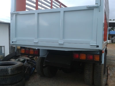 ขาย 10 ล้อ 2 เพลา Isuzu 240 inter turbo (เก็บงานเสร็จแล้ว) Tel.088-4501277