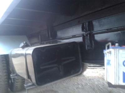 ขาย 10 ล้อ 2 เพลา Isuzu 240 inter turbo (เก็บงานเสร็จแล้ว) Tel.088-4501277