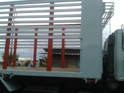 ขาย 10 ล้อ 2 เพลา Isuzu 240 inter turbo (เก็บงานเสร็จแล้ว) Tel.088-4501277