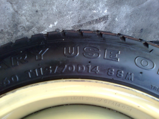 ขายล้ออะไหล่ยี่ปุ่นพร้อมยาง สภาพดี 4 วง 2 คู่ 4 รู 100มีขอบ16ห้ารู114 ด้วย ขายล้ออะไหล่ยี่ปุ่นพร้อมยาง สภาพดี 4 วง 2 คู่ 4 รู 100มีขอบ16ห้ารู114 ด้วย