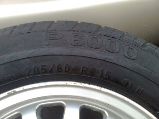 ขายแม็กบีเอ็ม 5 รู พร้อมยางสภาพดี 3900 บาท ขายแม็กบีเอ็ม 5 รู พร้อมยางสภาพดี 3900 บาท