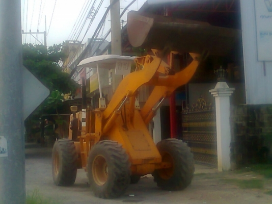 ขายด่วน!..รถตักล้อยาง KOMATSU PLAY LOADER 510 รถสวย มีเอกสาร.
