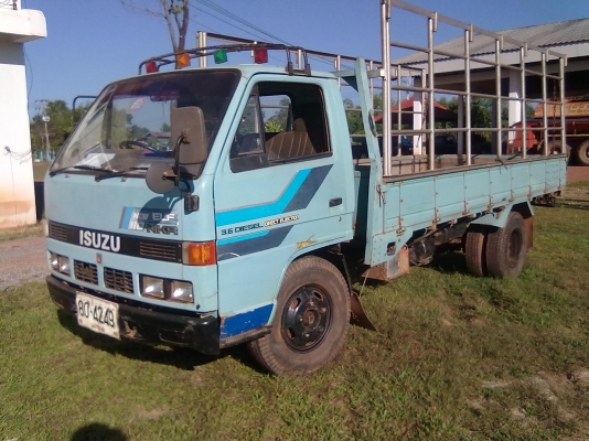 รถบ้านฝากขาย NKR เครื่อง110 4BE1 ห้างแท้มีหูช้าง เกียร์ยาว