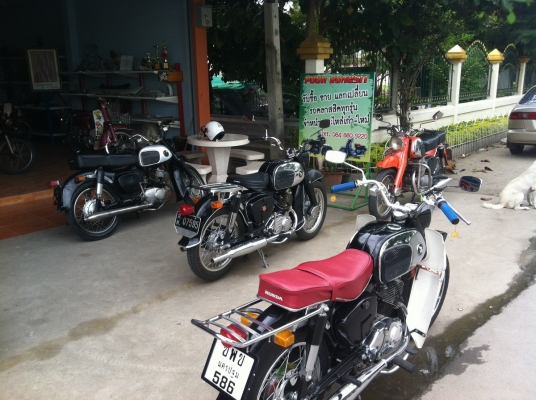 ขาย c95 c92 c65 sl125 vespa สวยๆ มีหลายครับโทรสอบถามได้ครับ 0848809220 poohรังสิต