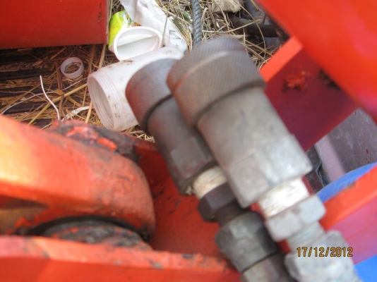 ขายชุดตักหน้ารถไถ32 แรง