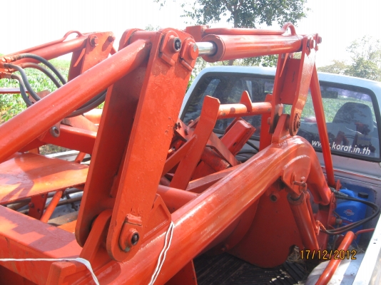 ขายชุดตักหน้ารถไถ32 แรง