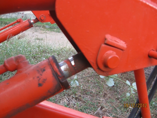 ขายชุดตักหน้ารถไถ32 แรง