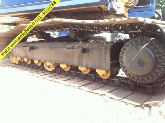 ขาย Komatsu PC 200-3 สภาพร้อมทำงาน สีตัวถังสวยครับ เช็คไฮโดรริครั่วซึมเรียบร้อยครับ สนใจติดต่อ ท่าม่วง แทรกเตอร์ 081-3030788, 085-1746828