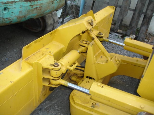 ขายรถแท็กเตอร์ หรือดันดิน KOMATSU รุ่น D20P-6 สภาพสวยมากพร้อมใช้งาน เครื่องดี เกียร์ตัด สนใจติดต่อเจี๊ยบได้เลยค่ะ ที่ 082-3420501 ค่ะ ขายรถแท็กเตอร์ หรือดันดิน KOMATSU รุ่น D20P-6 สภาพสวยมากพร้อมใช้งาน เครื่องดี เกียร์ตัด สนใจติดต่อเจี๊ยบได้เลยค่ะ ที่ 082-3420501 ค่ะ