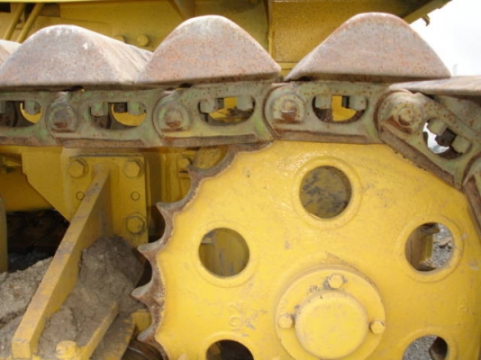 ขายรถแท็กเตอร์ หรือดันดิน KOMATSU รุ่น D20P-6 สภาพสวยมากพร้อมใช้งาน เครื่องดี เกียร์ตัด สนใจติดต่อเจี๊ยบได้เลยค่ะ ที่ 082-3420501 ค่ะ ขายรถแท็กเตอร์ หรือดันดิน KOMATSU รุ่น D20P-6 สภาพสวยมากพร้อมใช้งาน เครื่องดี เกียร์ตัด สนใจติดต่อเจี๊ยบได้เลยค่ะ ที่ 082-3420501 ค่ะ