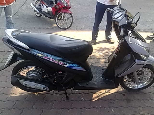 รูปในชัดๆเพียบNONDA CLICKมือแรก สตาร์ทมือเท้าปกติ ภาษีปีหน้า เดิมๆ รถ กรุงเทพ