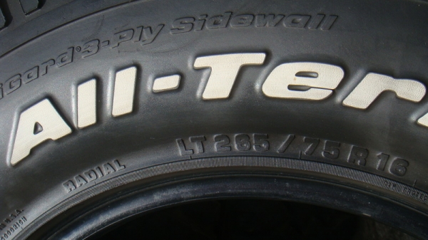 ขายยาง BF Goodrich Allterrain 265 75 r16