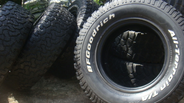 ขายยาง BF Goodrich Allterrain 265 75 r16