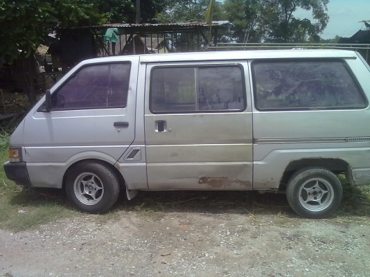 ขายรถตู้ nissan vanette45000