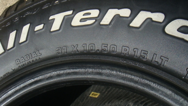 ขายยาง BF Goodrich All 31 10.5 R15 ปี08 ขายยาง BF Goodrich All 31 10.5 R15 ปี08