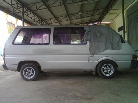 ขายรถตู้ nissan vanette 45000ถูกกว่ามอเตอร์ไซค์