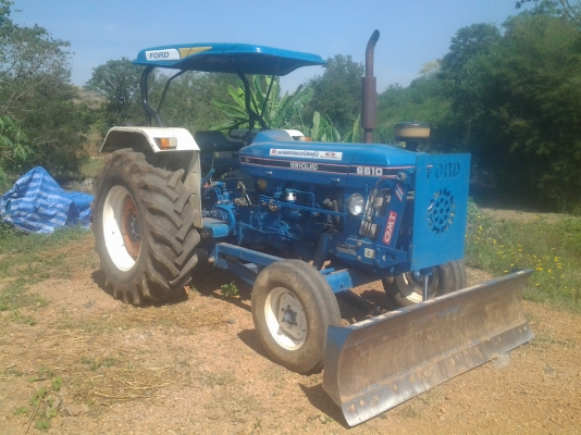 ขายรถไถ FORD 6610